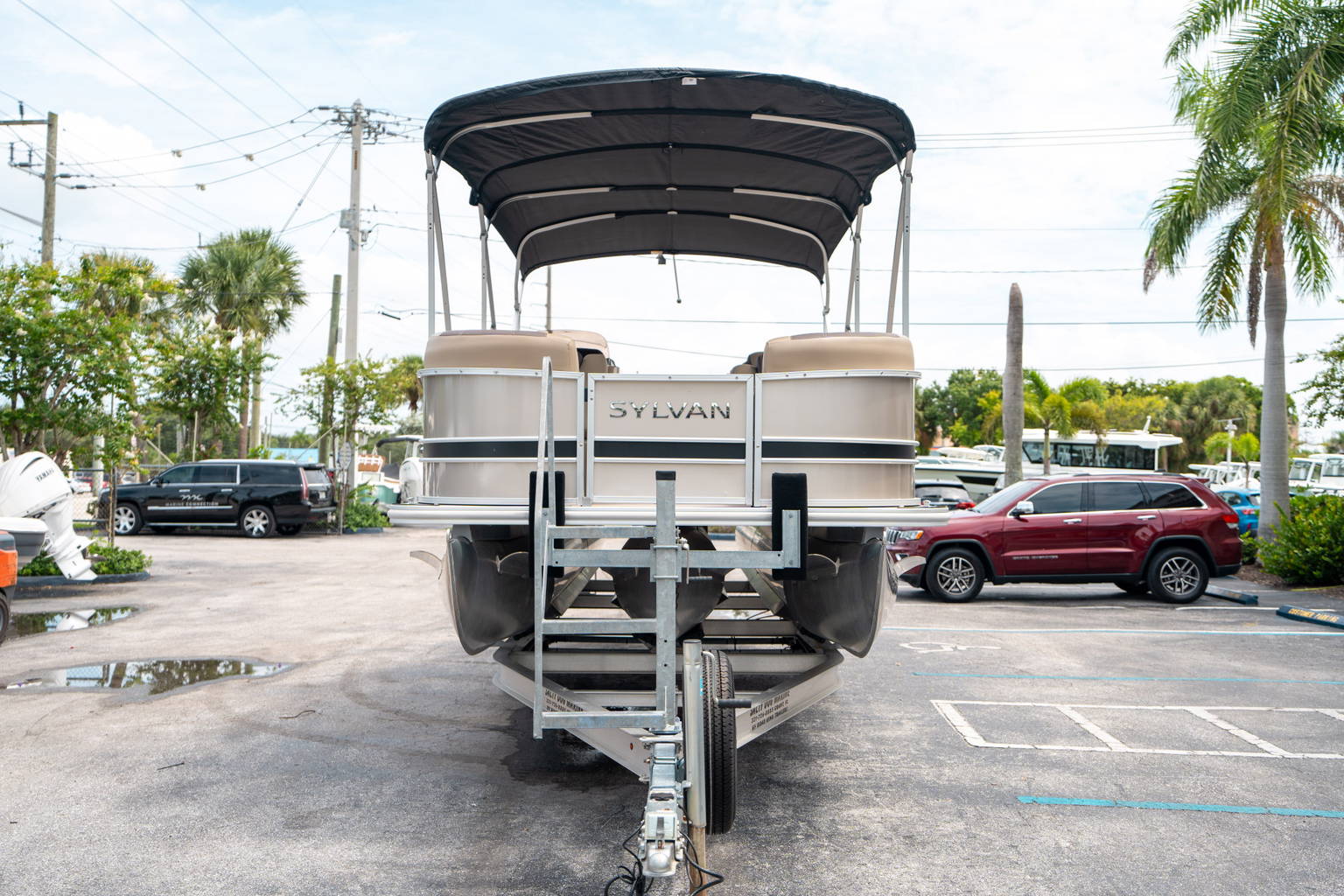 Used 2022 Sylvan L3 Deluxe #1836 image 7