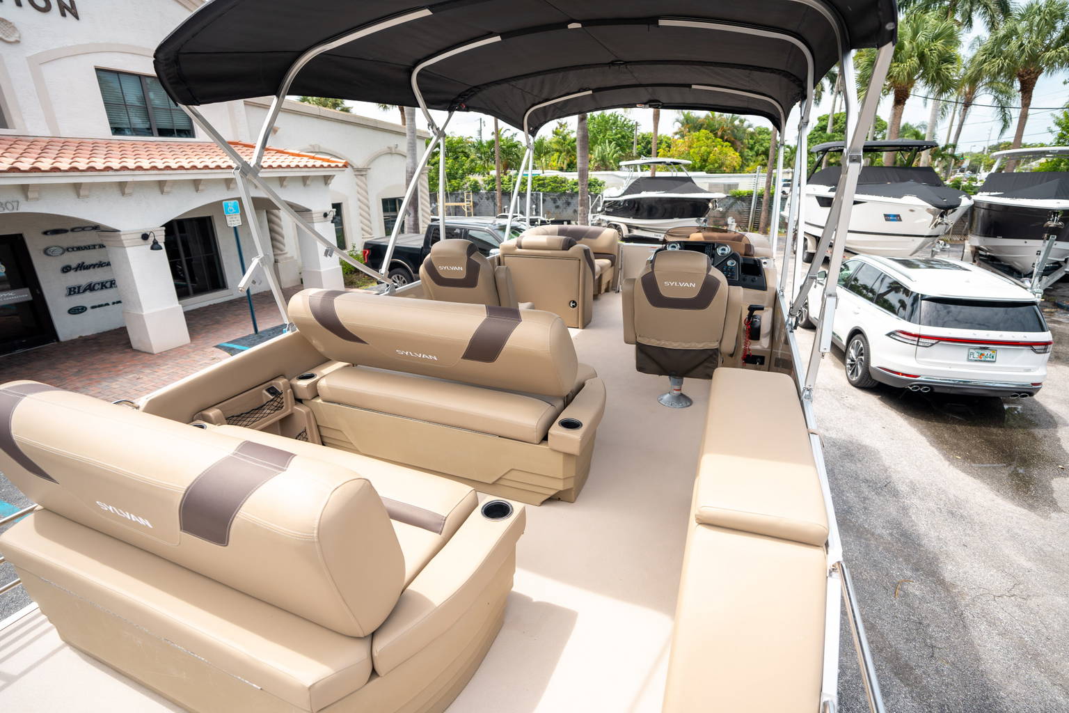 Used 2022 Sylvan L3 Deluxe #1836 image 16