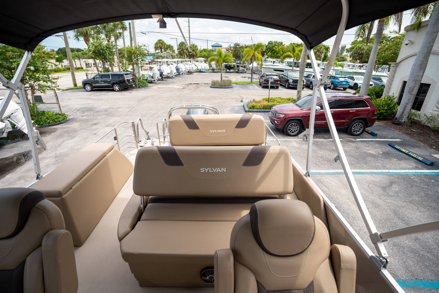 Used 2022 Sylvan L3 Deluxe #1836 image 20