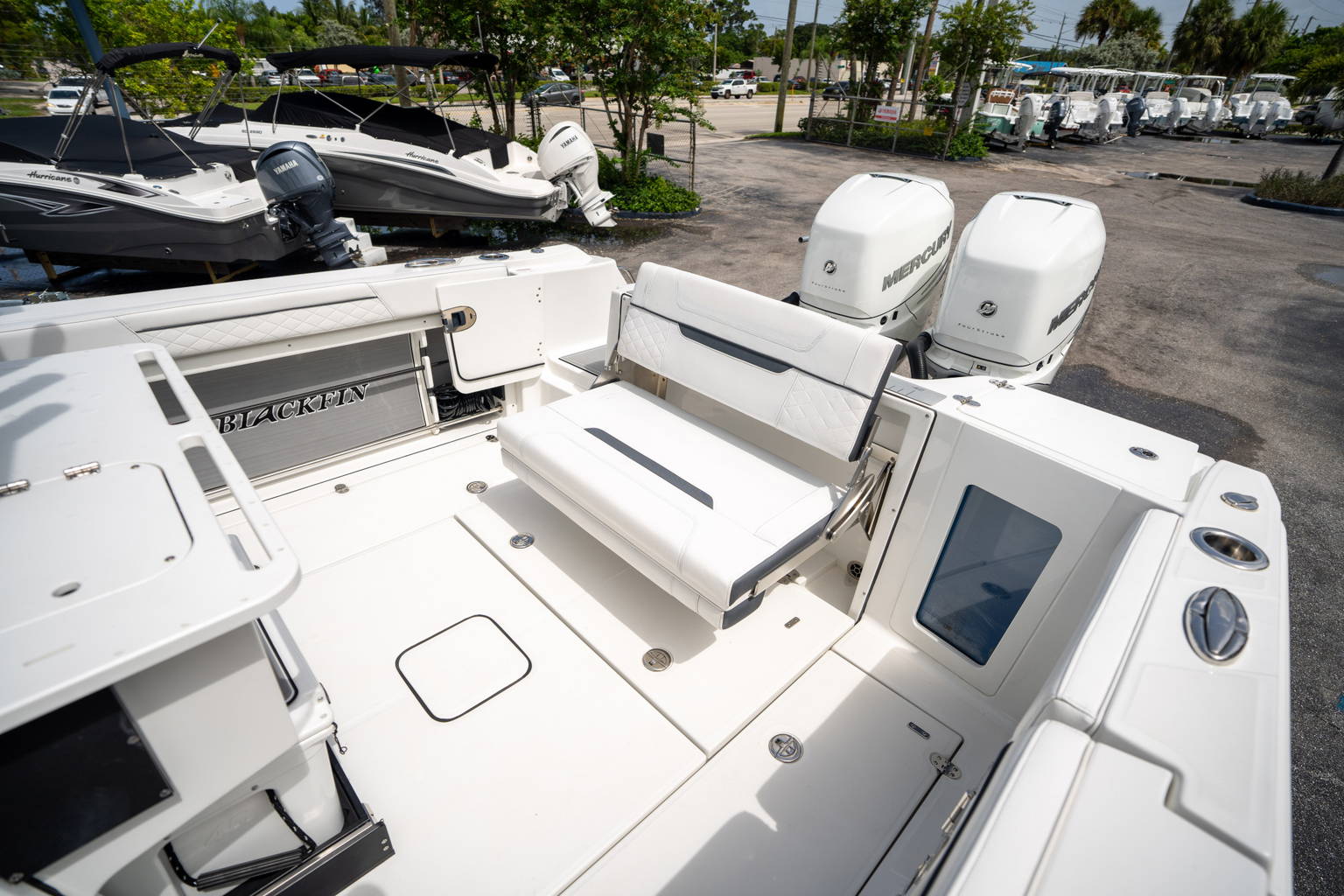 New 2023 Blackfin 302CC #E122 image 17