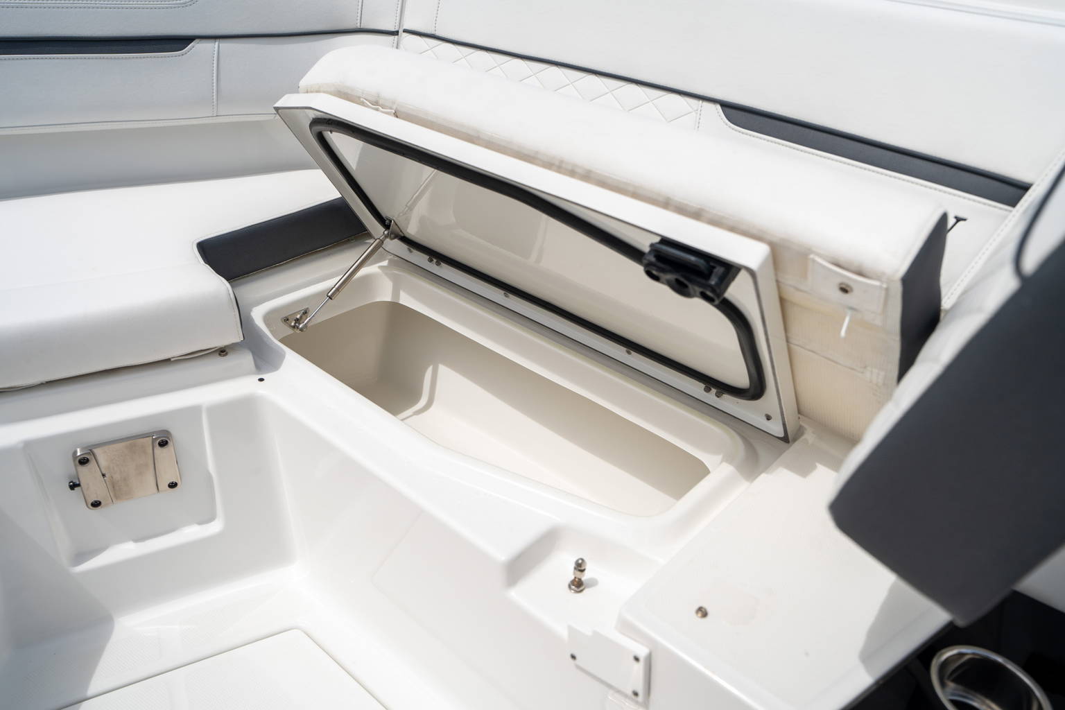 New 2023 Blackfin 302CC #E122 image 50