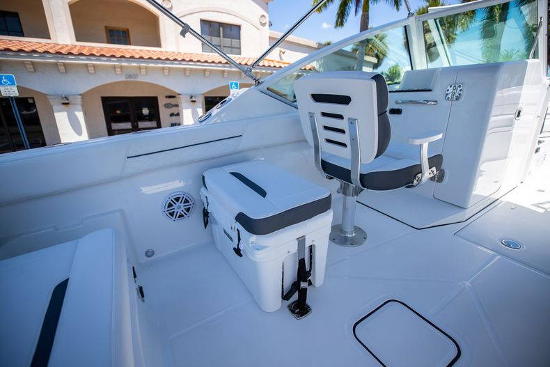 New 2022 Blackfin 232DC #K102 image 15