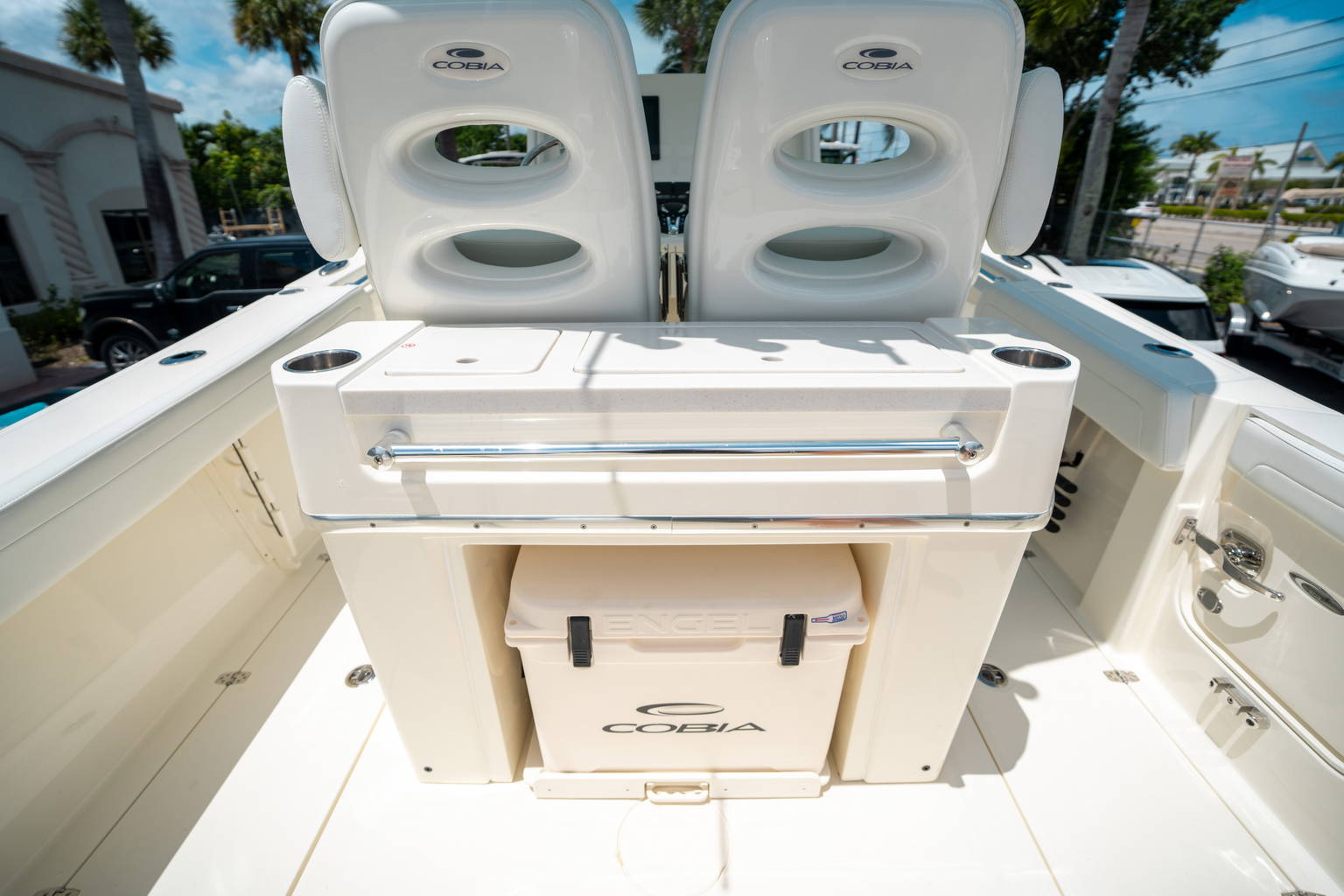 New 2025 Cobia 265 CC #G015 image 16