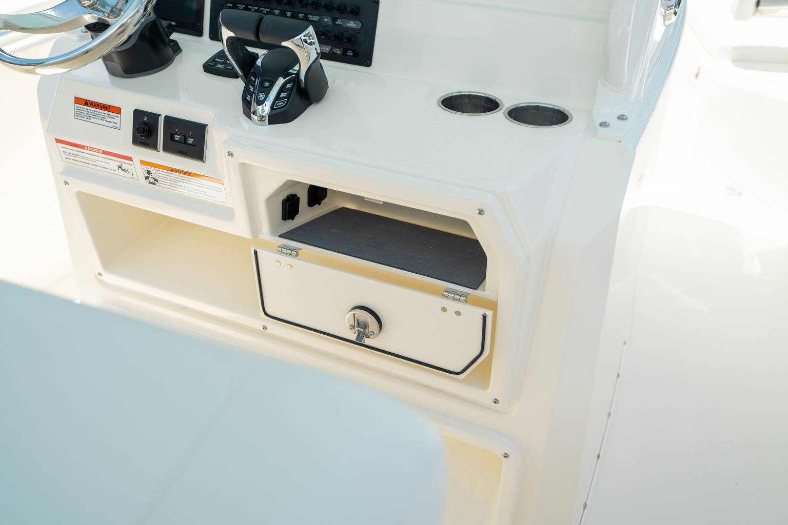 New 2025 Cobia 265 CC #G015 image 36