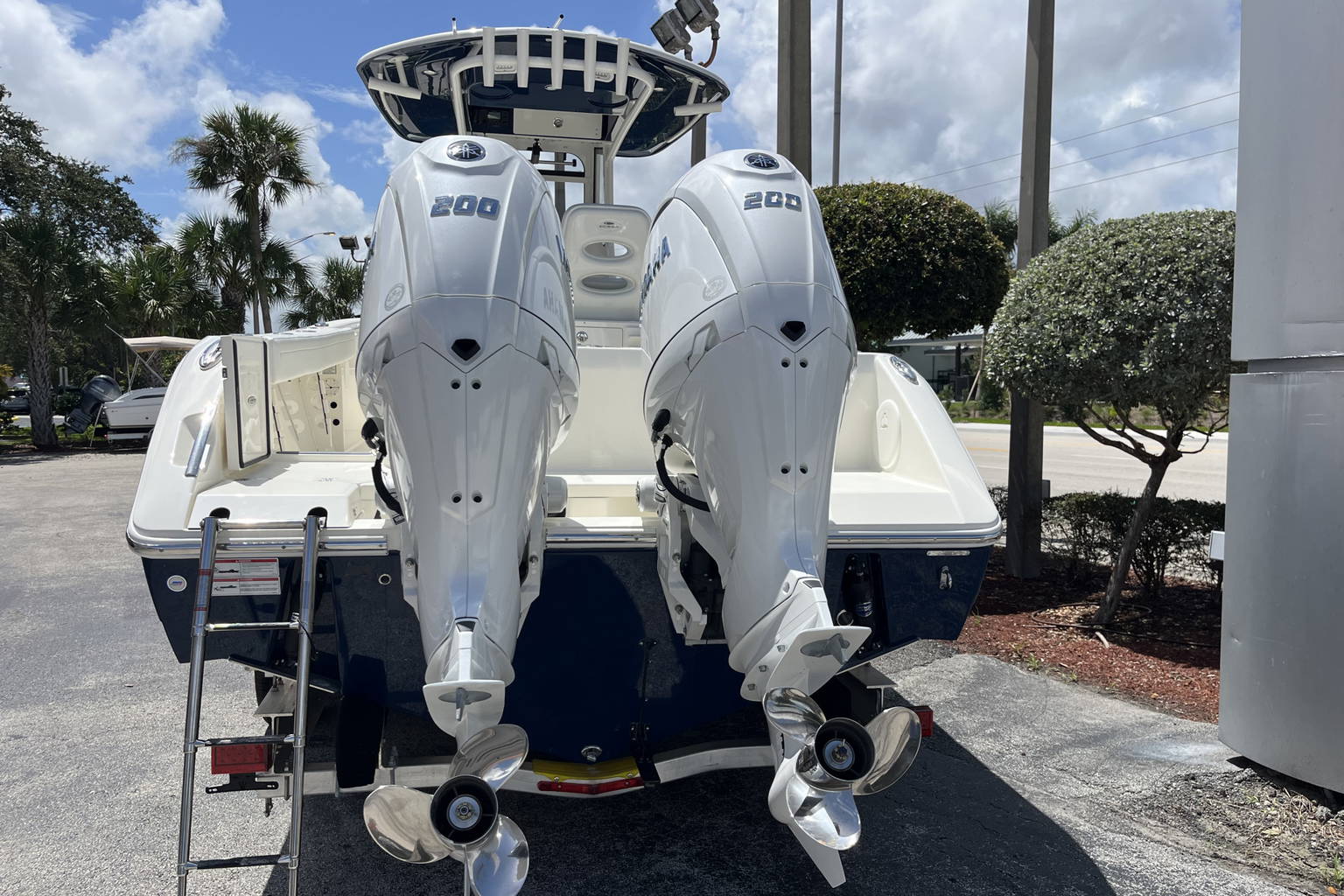 New 2025 Cobia 265 CC Open #H003 image 5