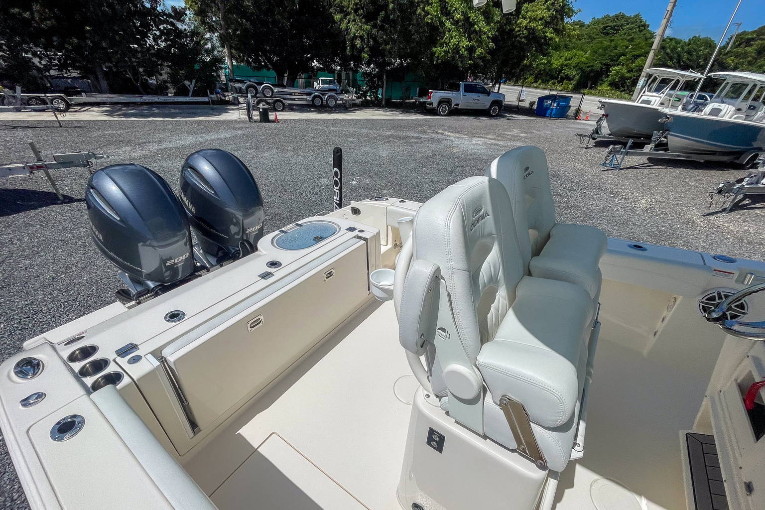 Used 2022 Cobia 262 #C039 image 12