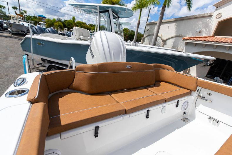 New 2023 Sea Hunt Ultra 255 SE #0282 image 12