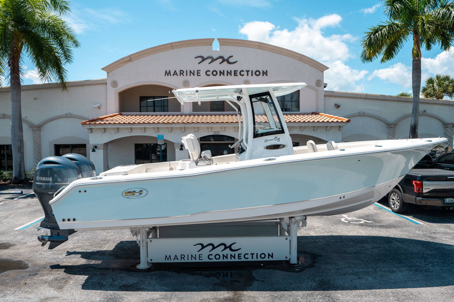 Used 2022 Sea Hunt Gamefish 25 #0560 image 1