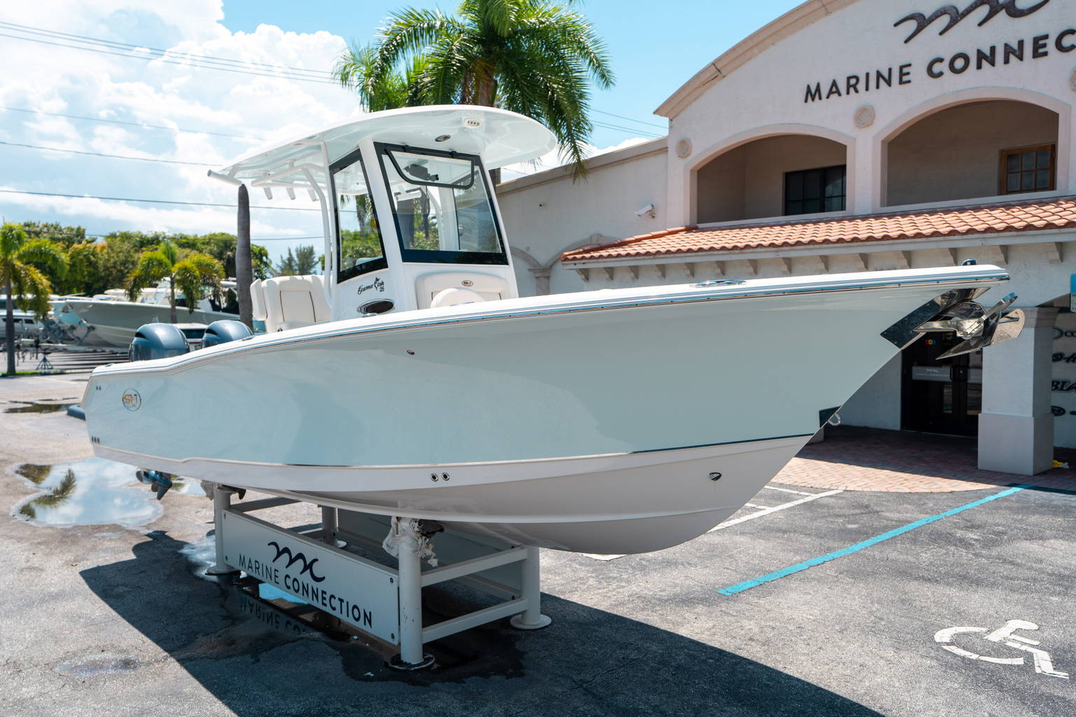 Used 2022 Sea Hunt Gamefish 25 #0560 image 8