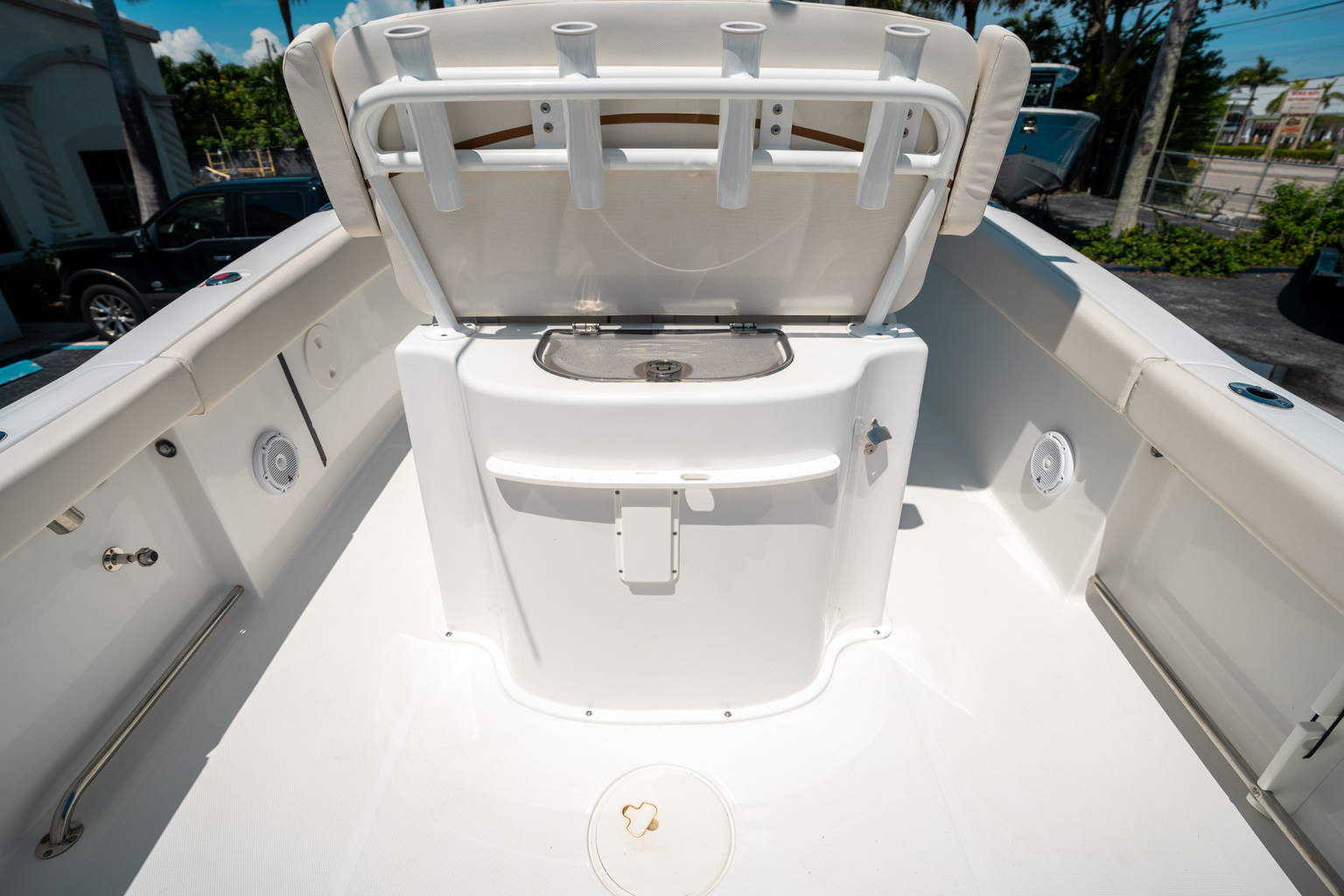 Used 2022 Sea Hunt Gamefish 25 #0560 image 16