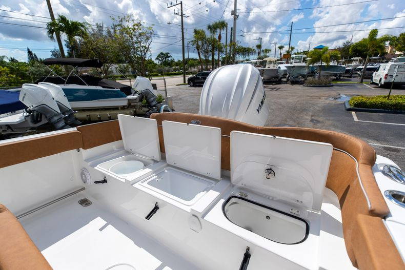 New 2023 Sea Hunt Ultra 255 SE #0282 image 15