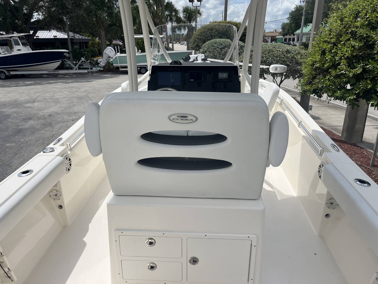 Alternative image of Cobia 220 CC in Vero Beach, FL