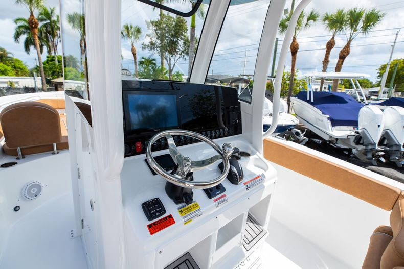New 2023 Sea Hunt Ultra 255 SE #0282 image 29