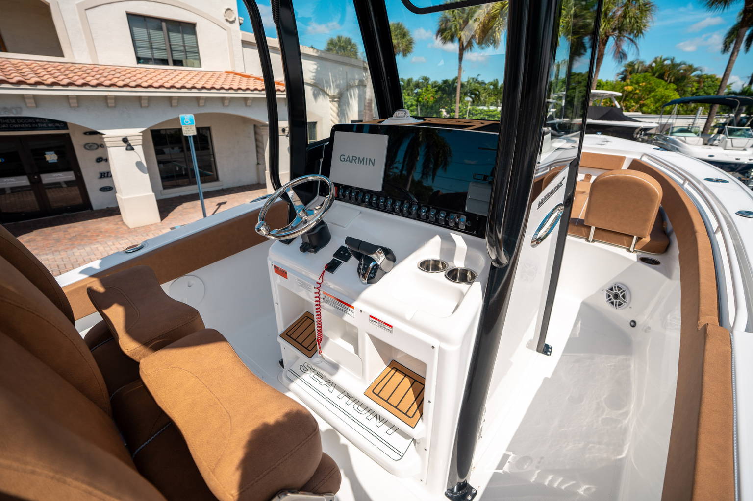 Alternative image of Sea Hunt Ultra 265 SE in Vero Beach, FL