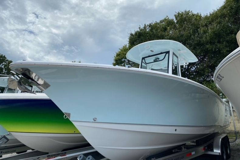 Main image of Sea Hunt Ultra 275 SE in West Palm Beach, FL