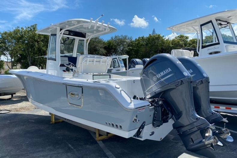 Alternative image of Sea Hunt Gamefish 25 in Fort Lauderdale, FL