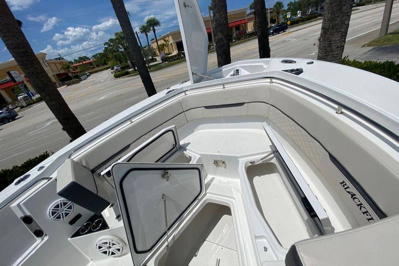 Used 2021 Blackfin 332CC #C161 image 10