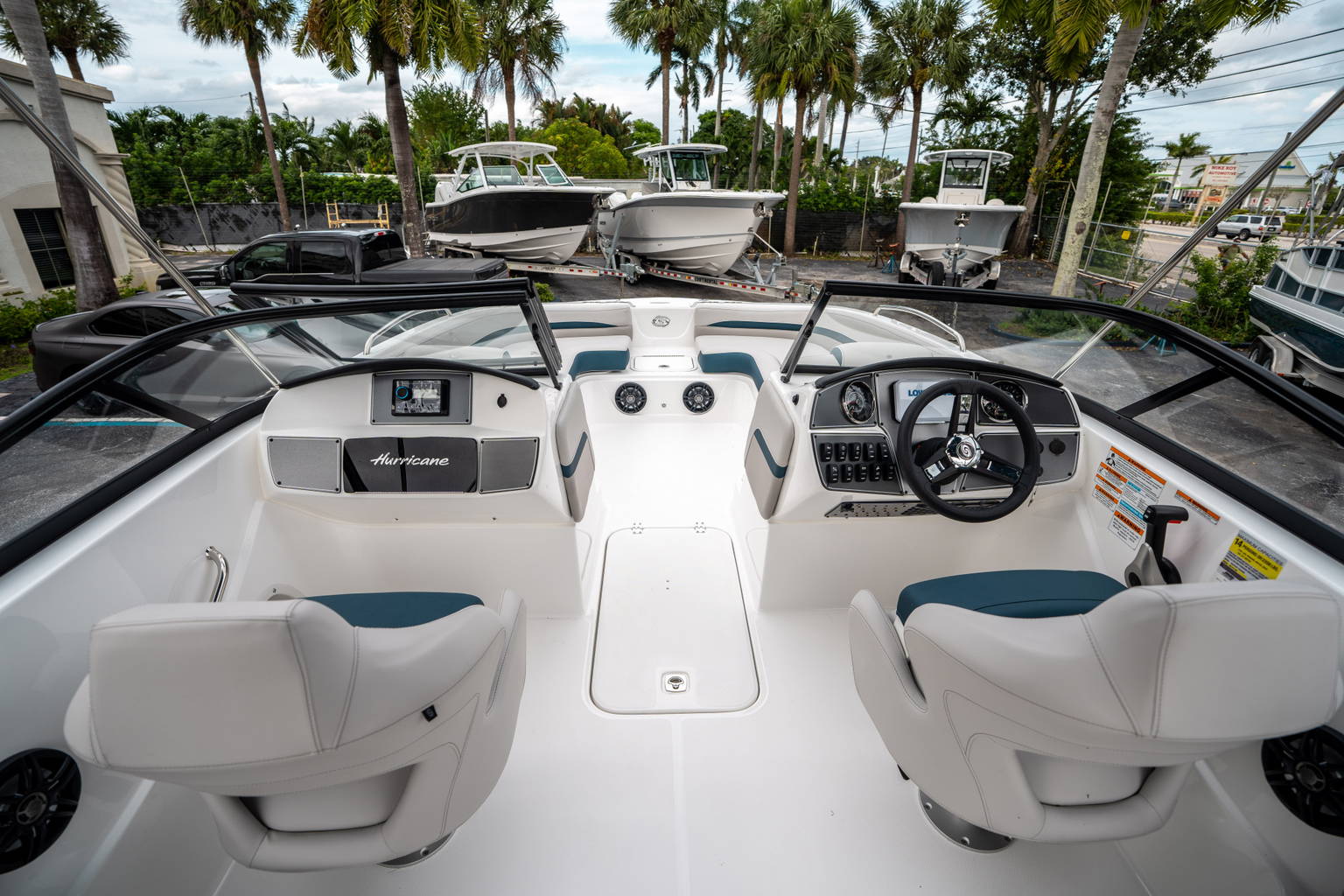 New 2025 Hurricane SunDeck 217 OB #8495 image 15