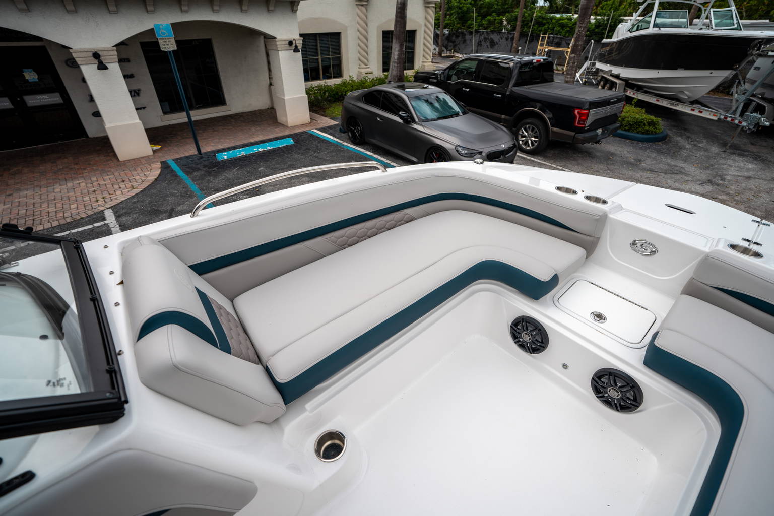 New 2025 Hurricane SunDeck 217 OB #8495 image 24