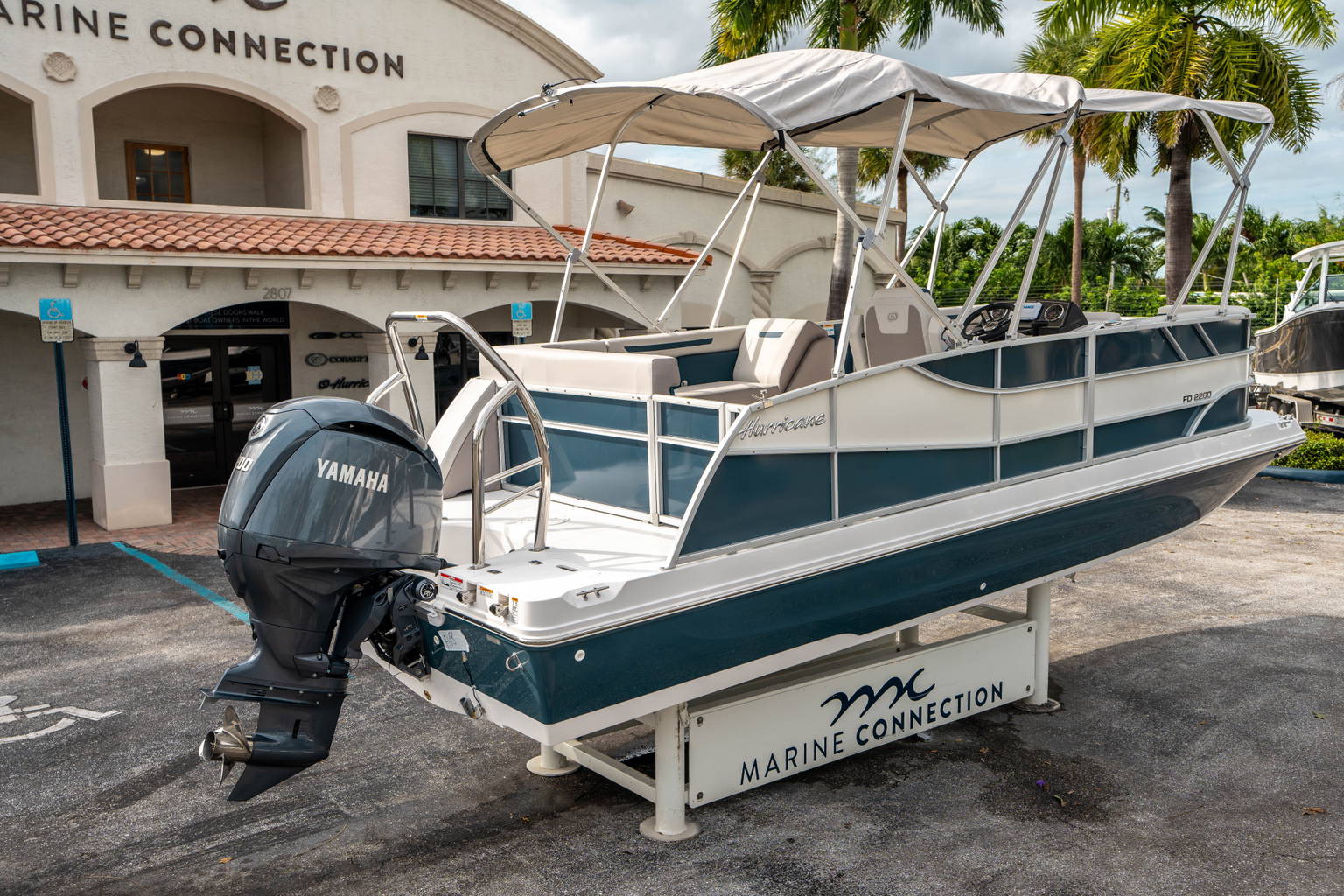 New 2025 Hurricane FunDeck 2260 OB #8496 image 2