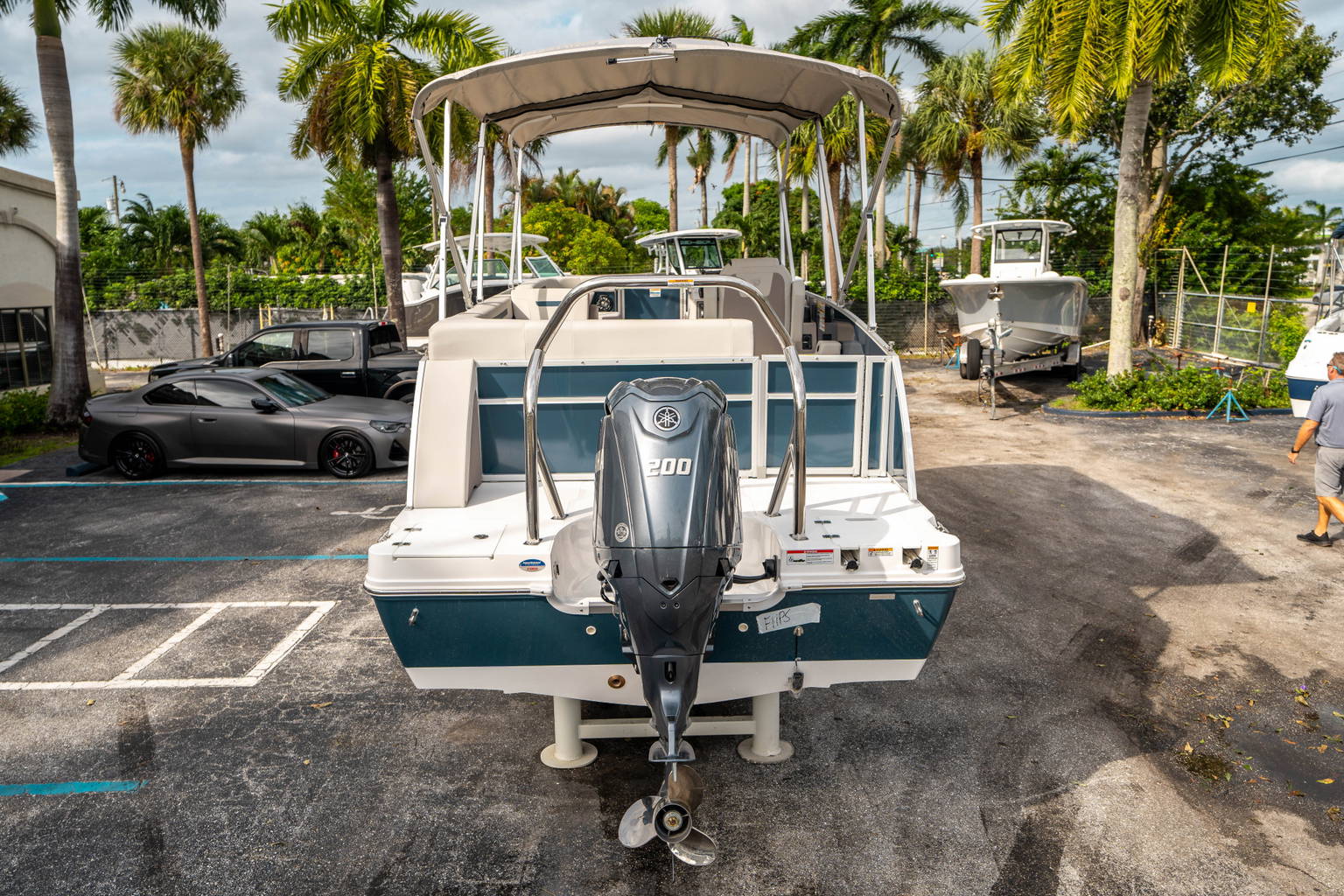 New 2025 Hurricane FunDeck 2260 OB #8496 image 3