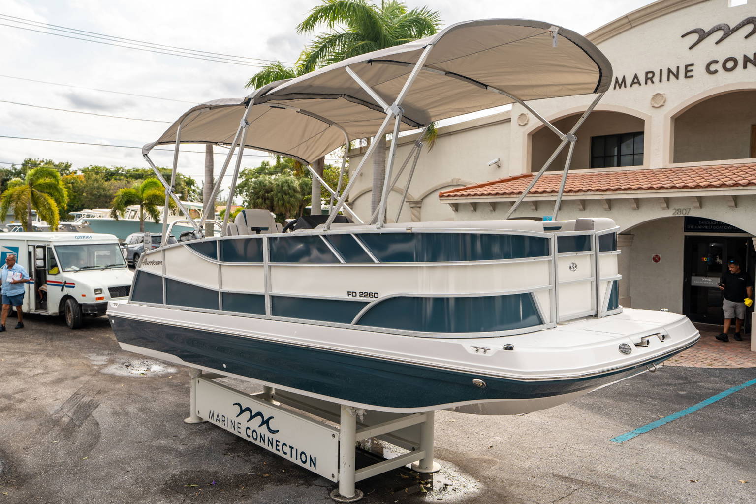 New 2025 Hurricane FunDeck 2260 OB #8496 image 8