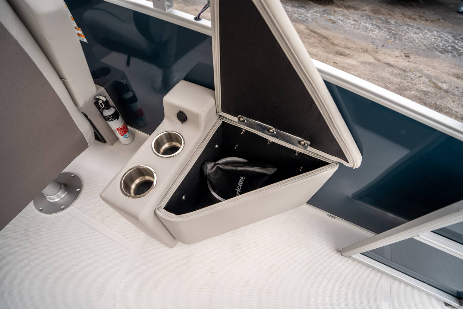 New 2025 Hurricane FunDeck 2260 OB #8496 image 16