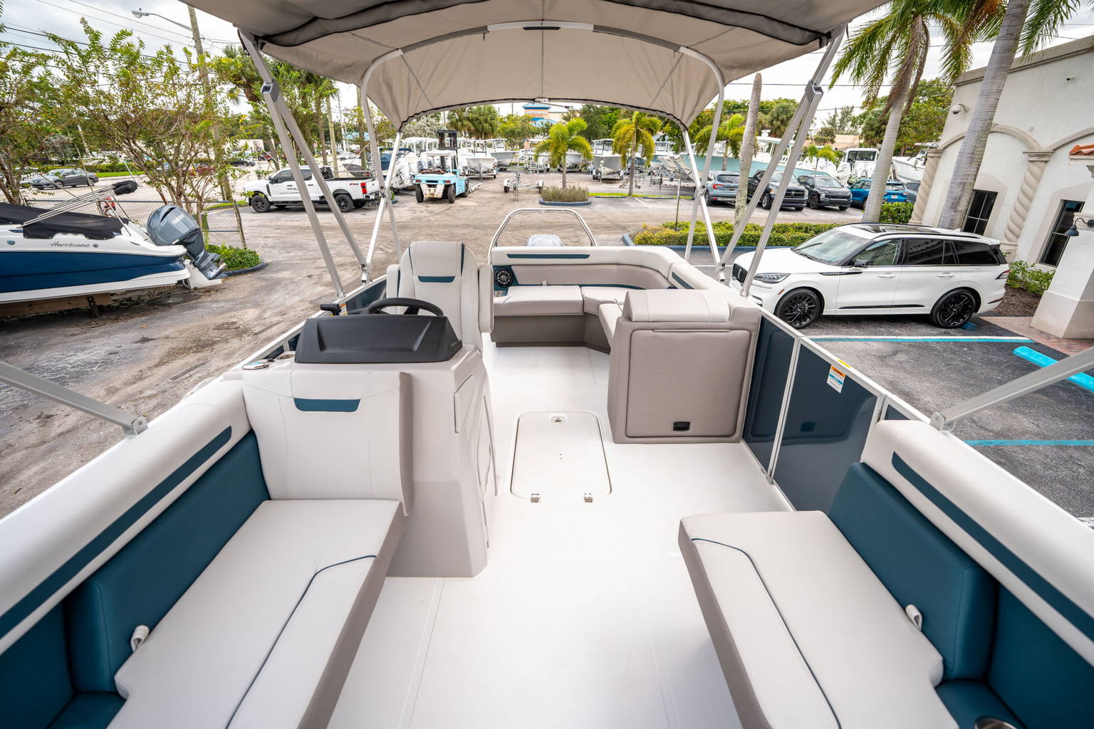 New 2025 Hurricane FunDeck 2260 OB #8496 image 31