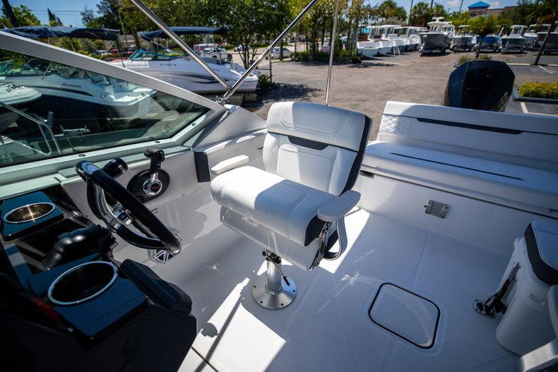 New 2022 Blackfin 232DC #K102 image 23