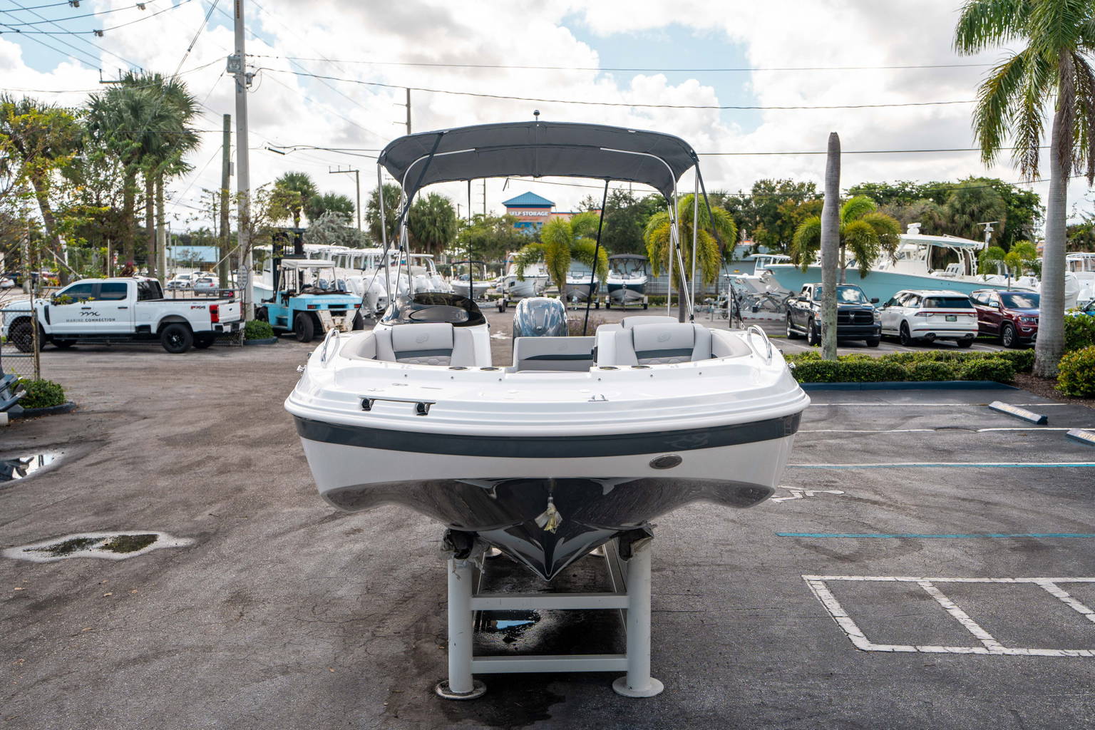 New 2025 Hurricane SunDeck Sport 192 RL OB #8504 image 7