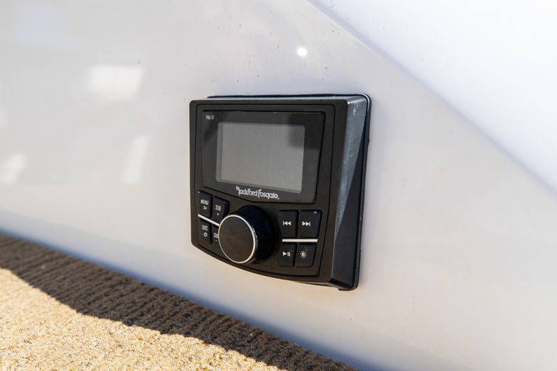Used 2018 Cobalt 25SC #5037 image 16