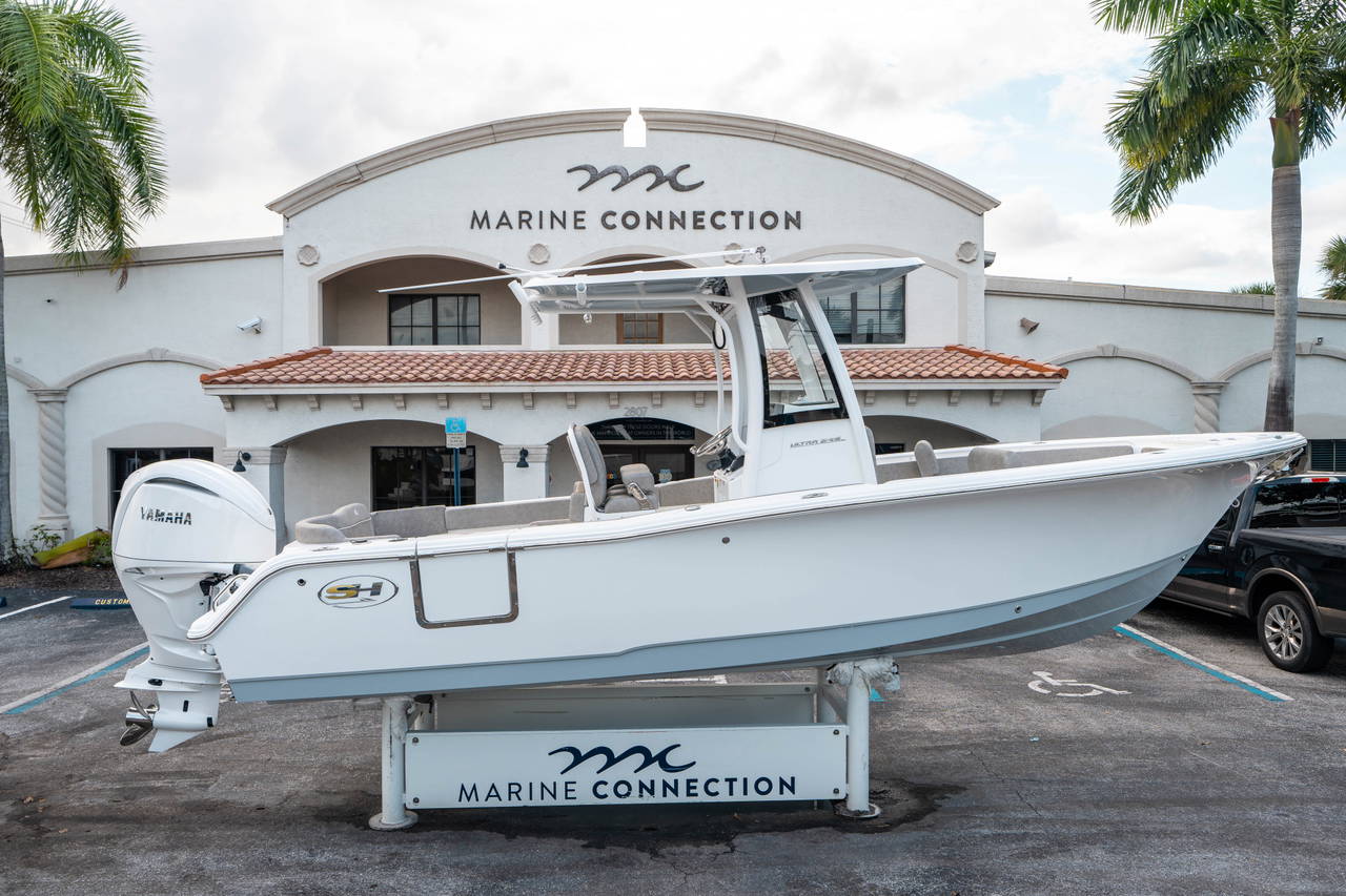Main image of Sea Hunt Ultra 245 SE in Fort Lauderdale, FL