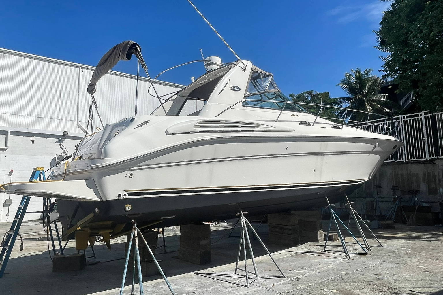 Used 1999 Sea Ray 400 Sundancer #7040 image 25