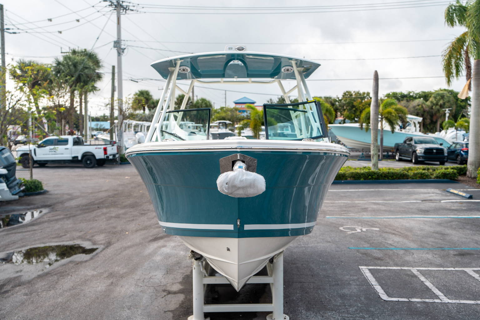 New 2025 Cobia 240 DC #E007 image 7