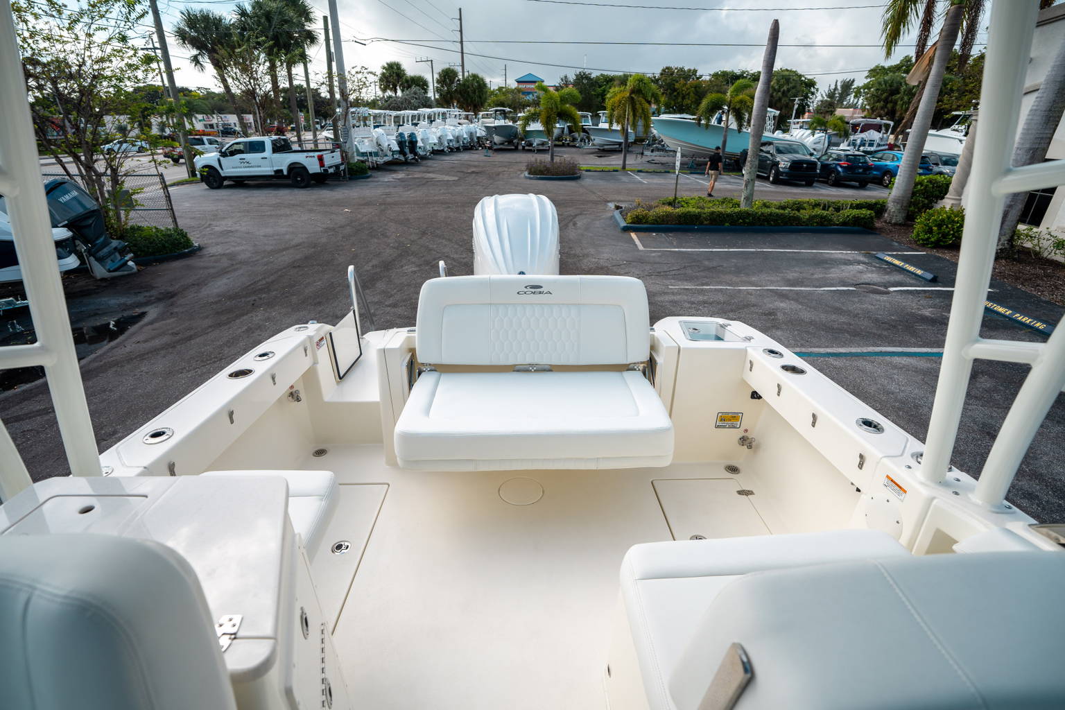 New 2025 Cobia 240 DC #E007 image 13