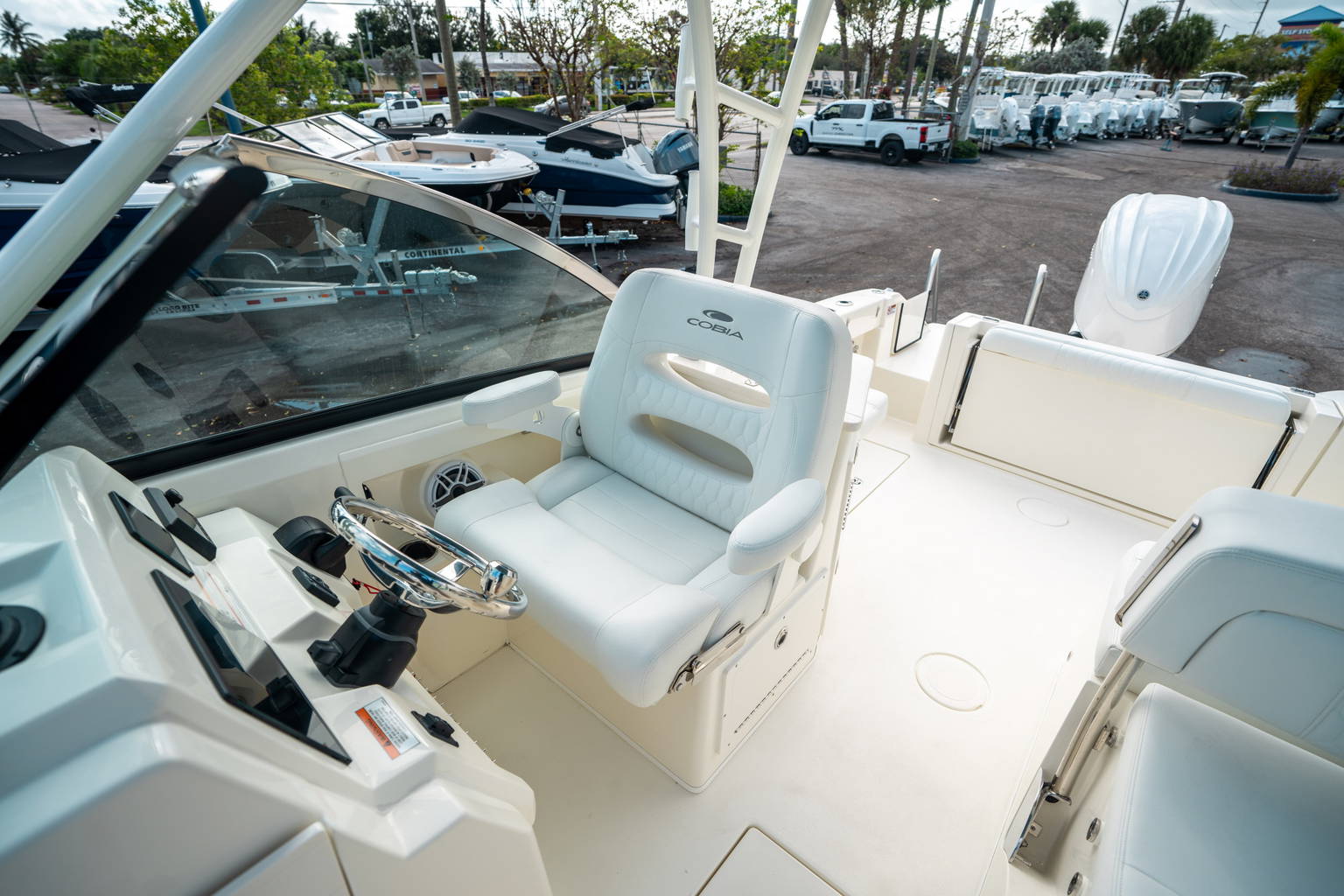 New 2025 Cobia 240 DC #E007 image 23