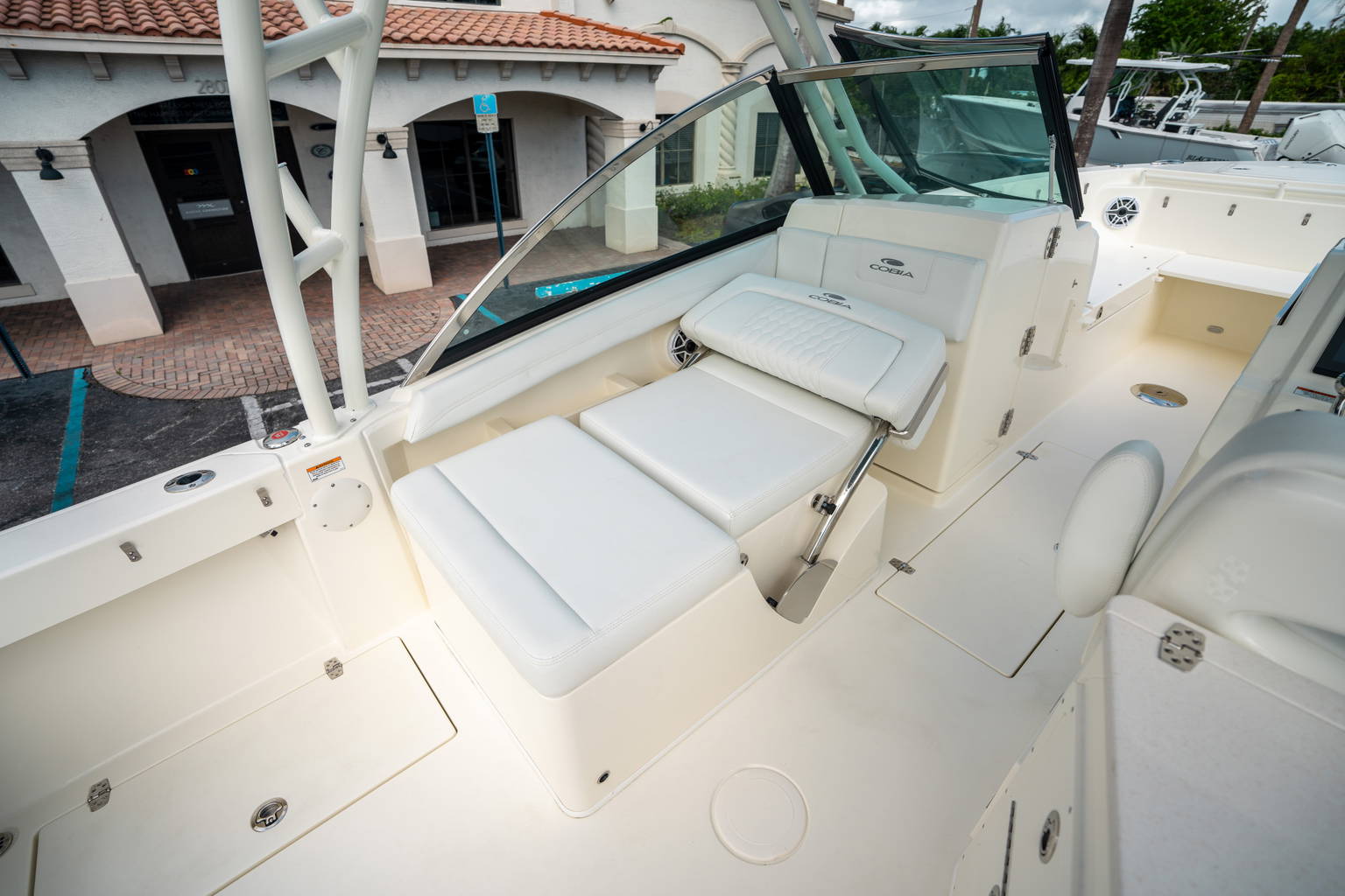 New 2025 Cobia 240 DC #E007 image 26