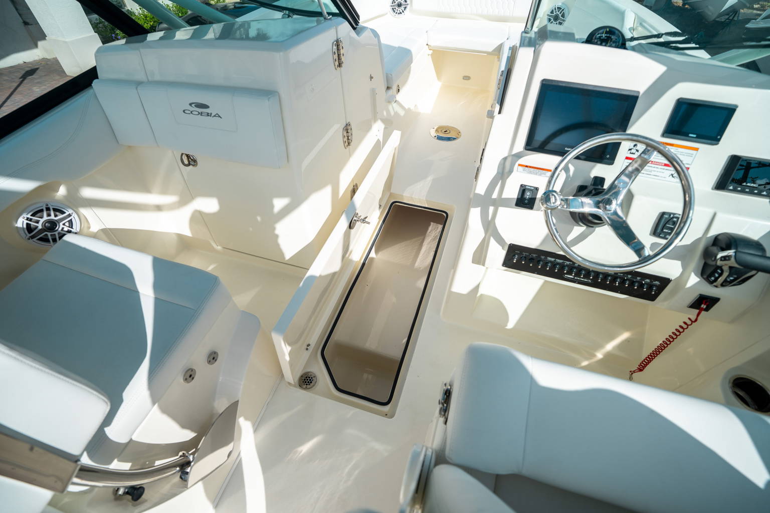 New 2025 Cobia 240 DC #E007 image 30
