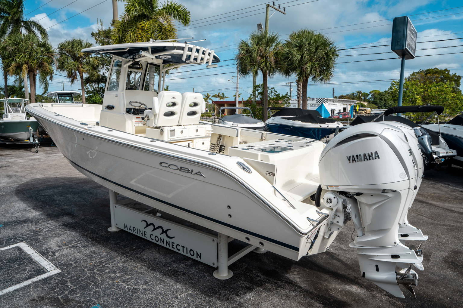 New 2025 Cobia 285 CC Open #K002 image 4