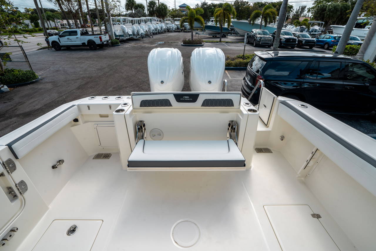 Alternative image of Cobia 285 CC Open in Stuart, FL