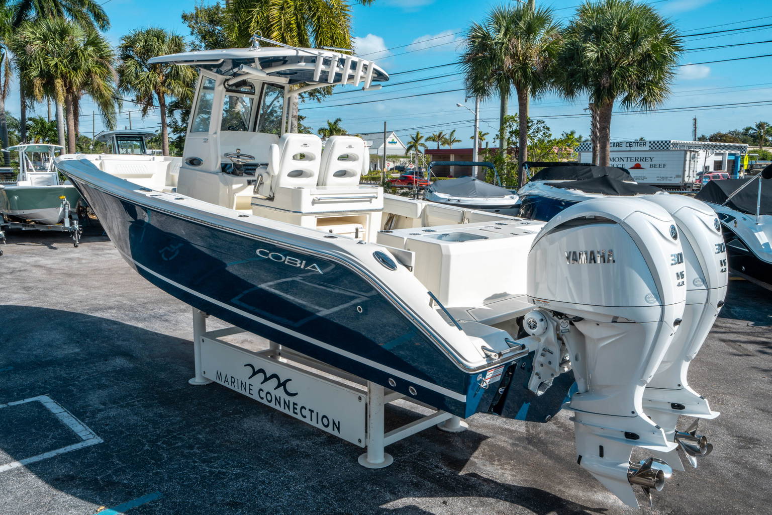 New 2025 Cobia 285 CC #J009 image 4