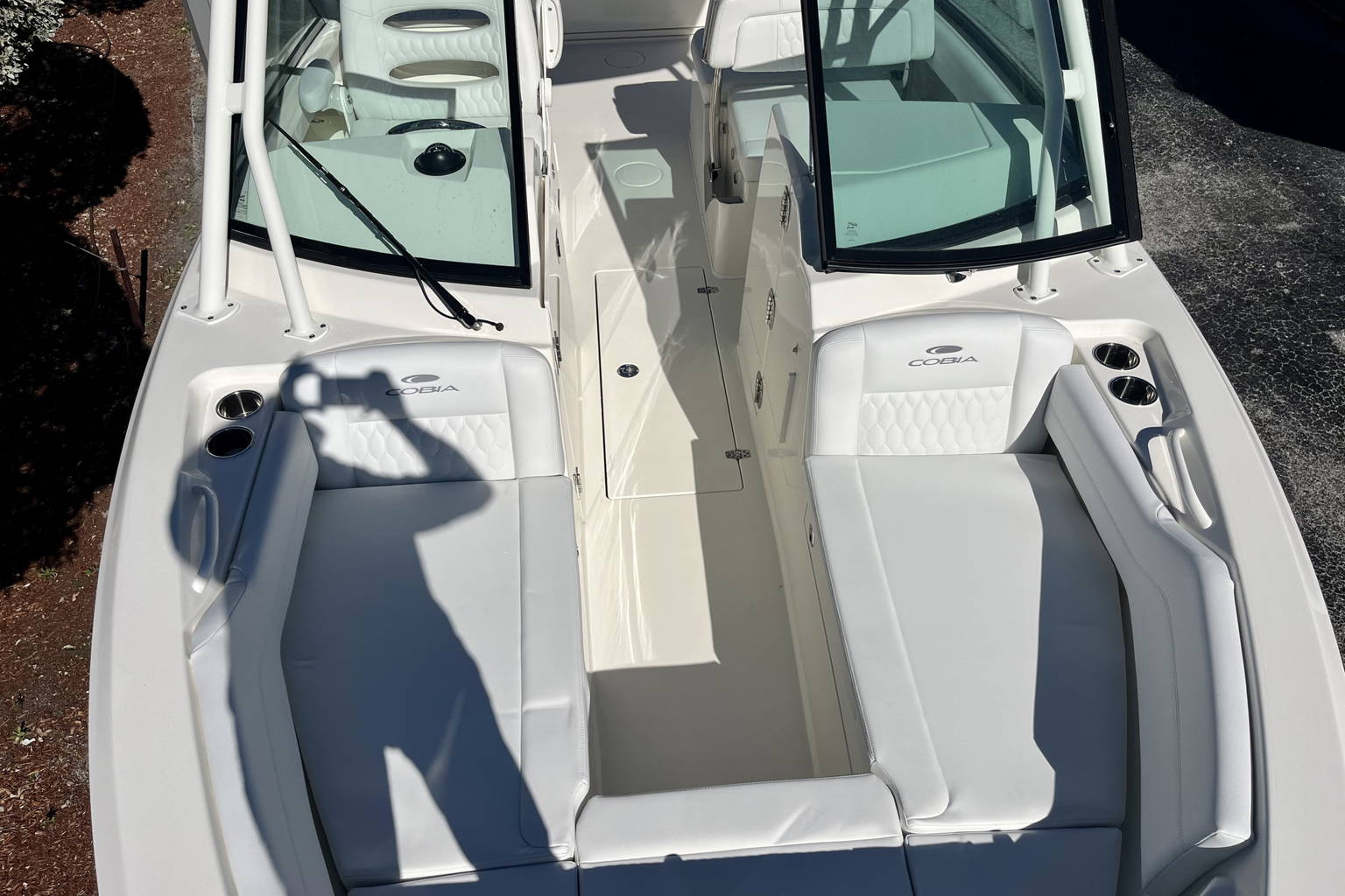 New 2025 Cobia 240 DC #E005 image 25