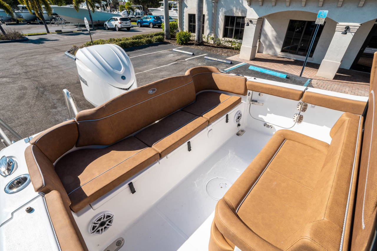 Alternative image of Sea Hunt Ultra 255 SE in Vero Beach, FL