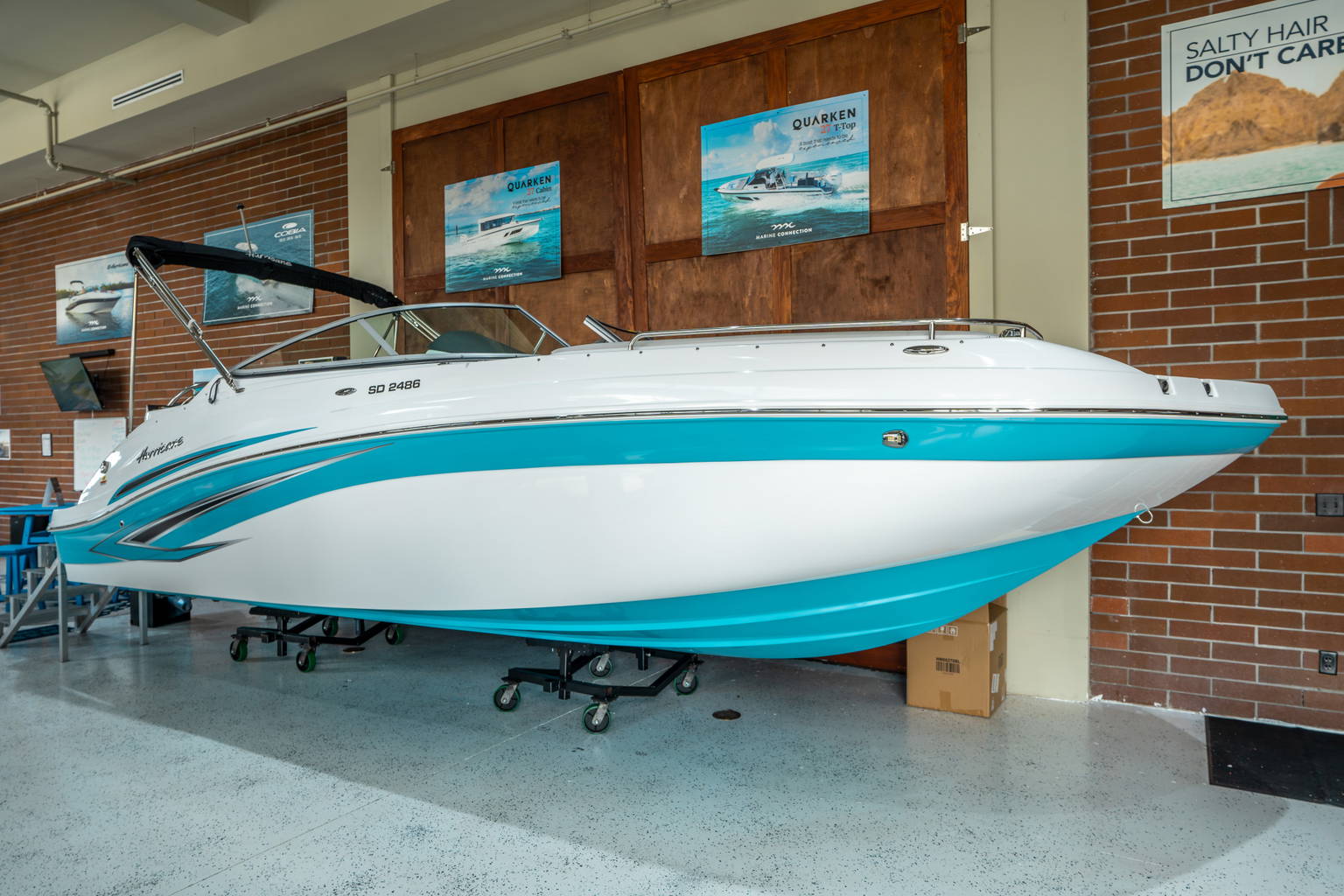 New 2025 Hurricane SunDeck 2486 OB #8511 image 2