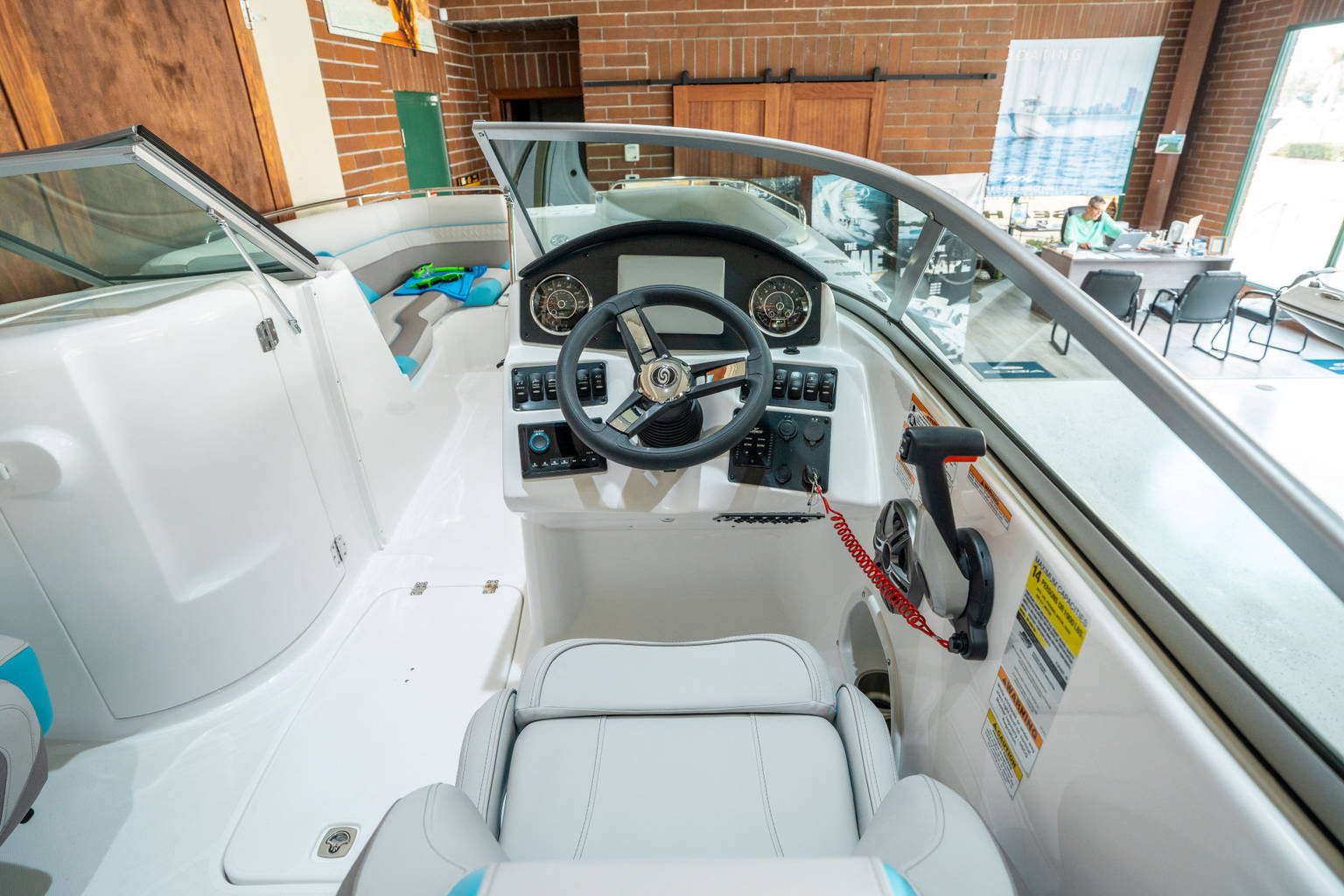 New 2025 Hurricane SunDeck 2486 OB #8511 image 13
