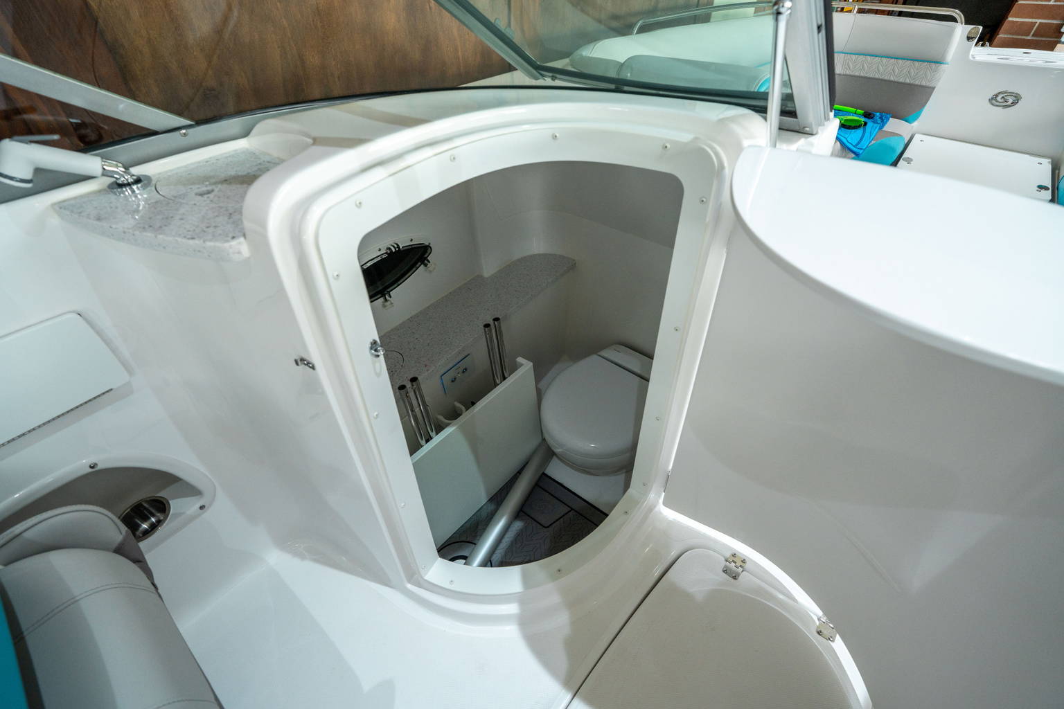 New 2025 Hurricane SunDeck 2486 OB #8511 image 19