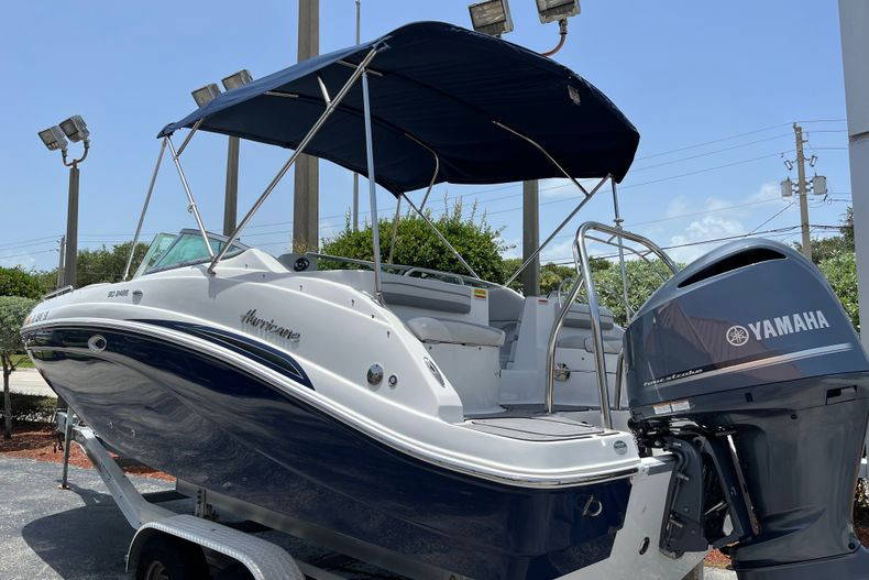 Used 2021 Hurricane SunDeck SD 2486 OB #7641 image 4