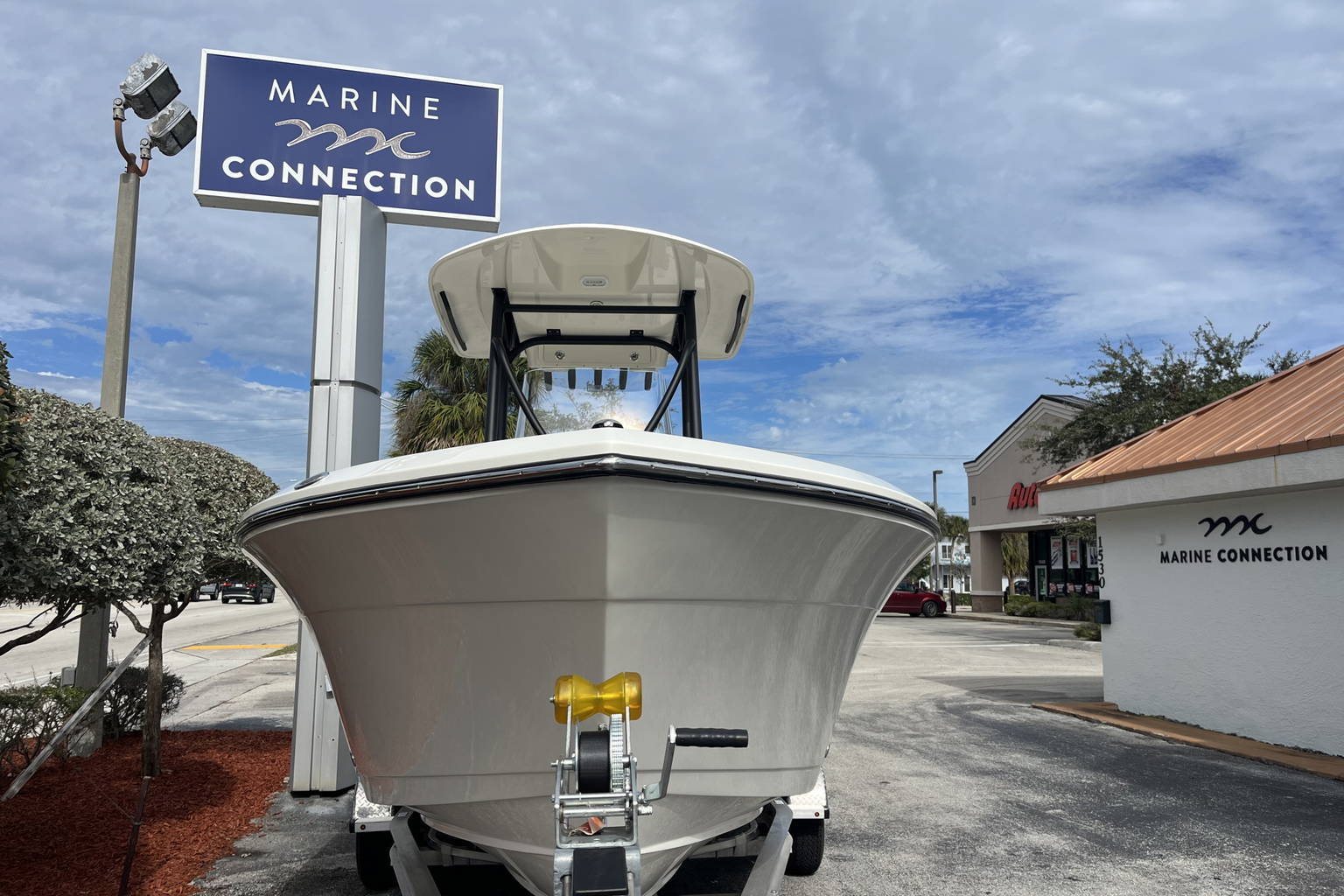 New 2025 Cobia 220 CC #X017 image 3