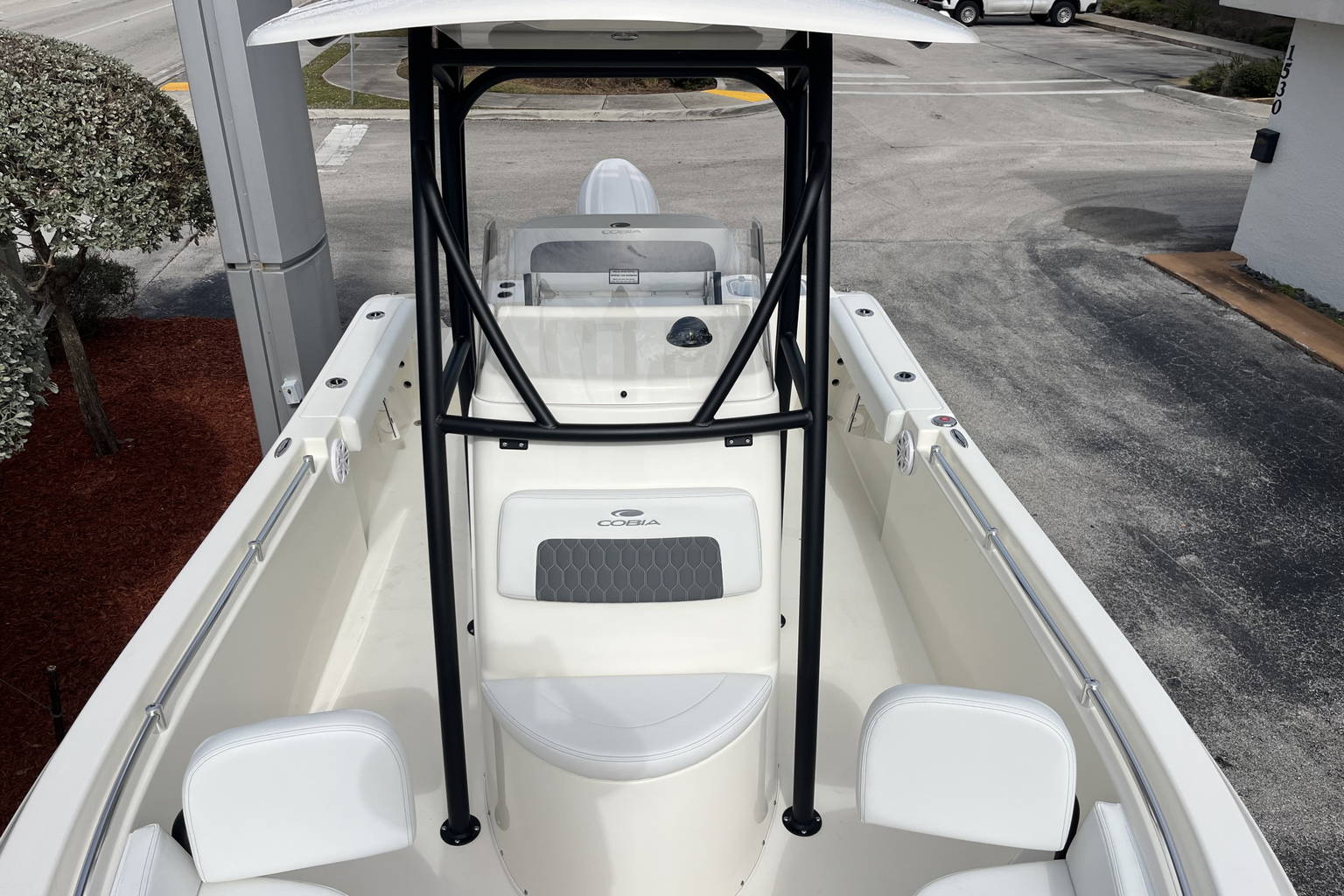 New 2025 Cobia 220 CC #X017 image 15