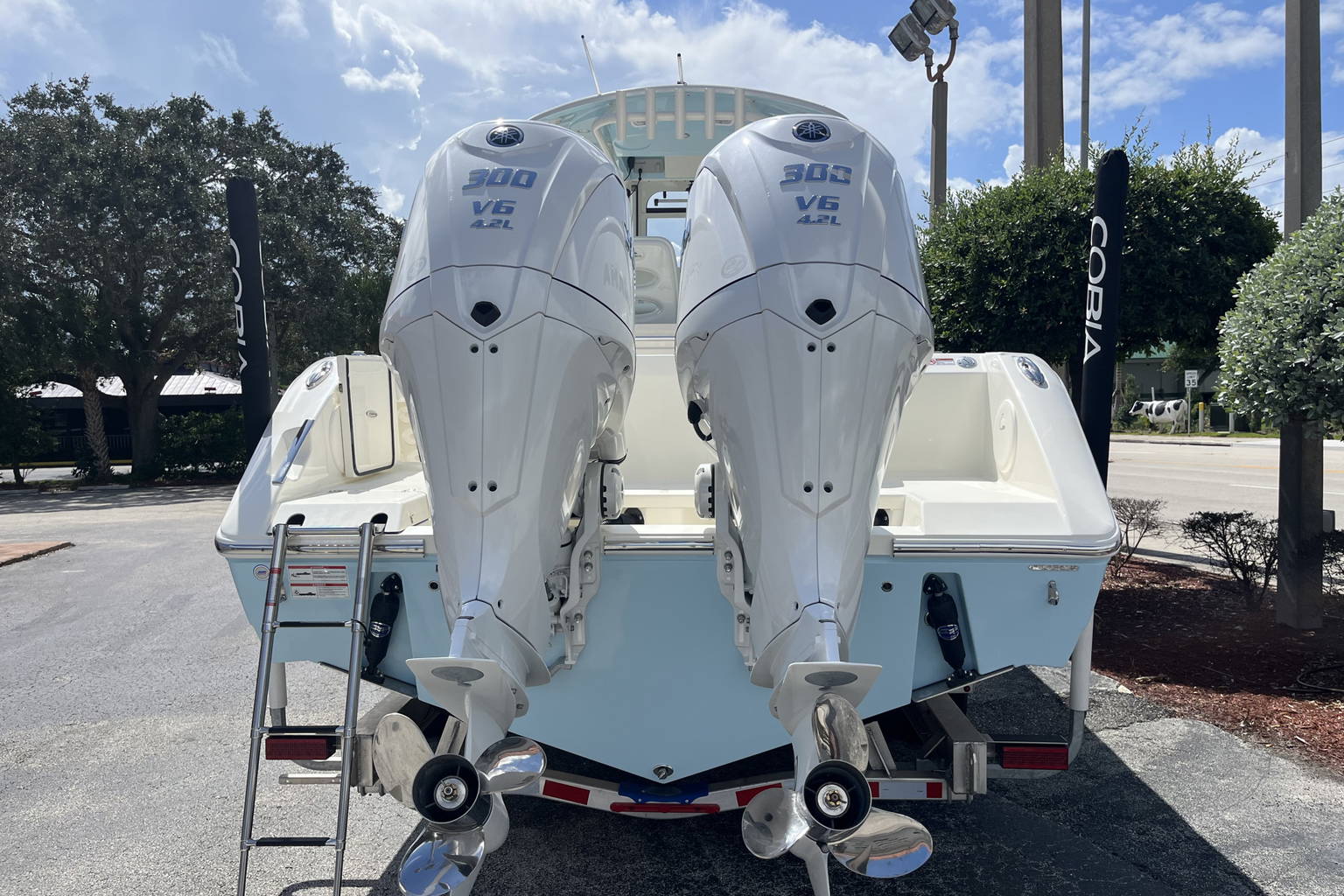 New 2025 Cobia 285 CC #J007 image 5